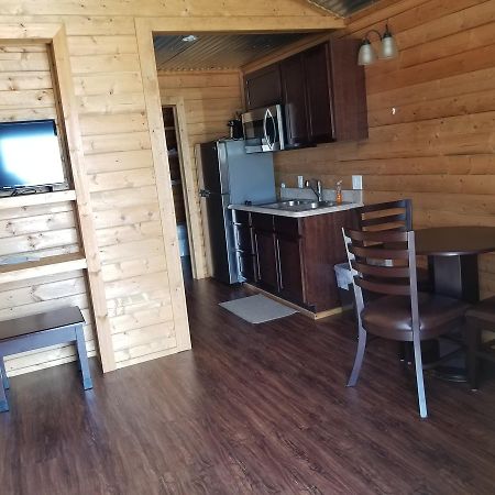 וינטון Paradise Rv & Cabins Resort מראה חיצוני תמונה